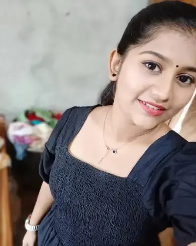 Escort In Noida