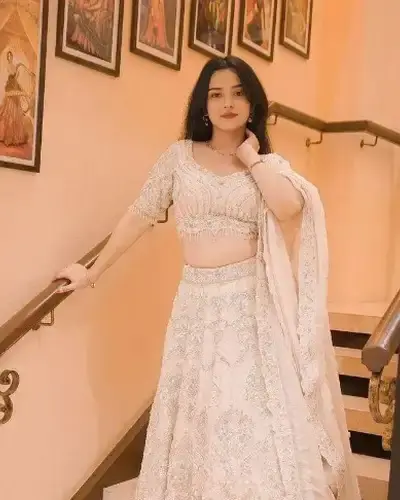 Escort Noida